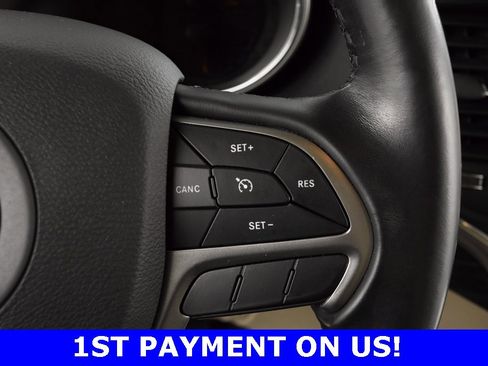 Certified 2021 Jeep Grand Cherokee Laredo image 24