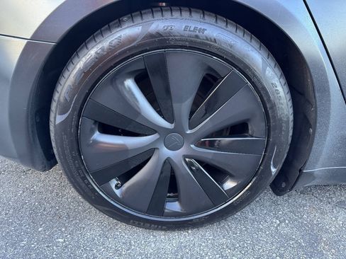 Used 2022 Tesla Model S Plaid AWD/4WD image 25