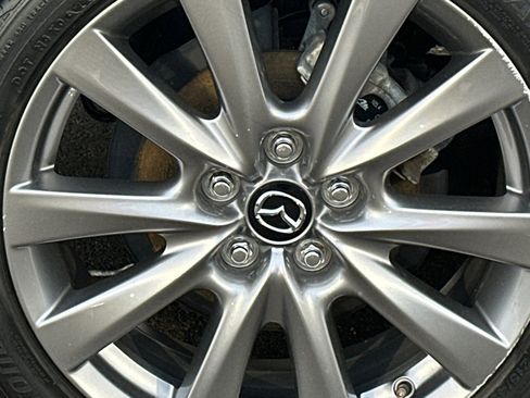 Used 2021 MAZDA MAZDA3 s image 4