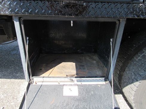 Used 2019 Ford F550 4x4 Regular Cab Super Duty w/ Power Equipment Group image 21