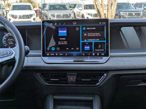 Certified 2025 Volkswagen Tiguan S image 20