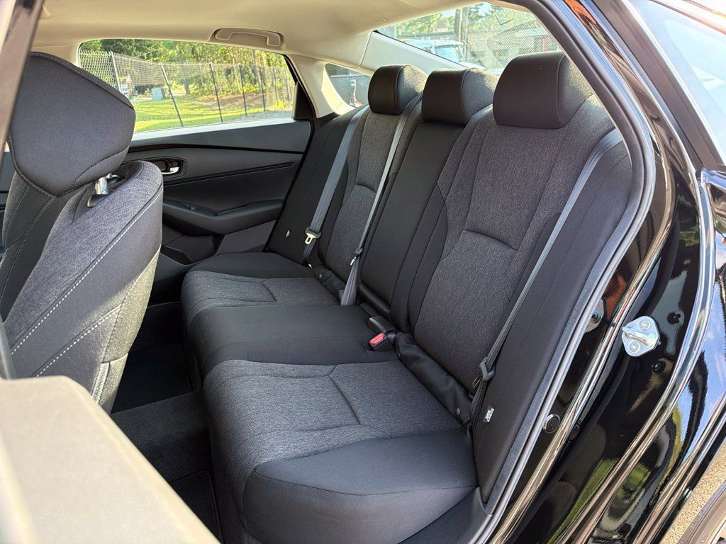 Certified 2023 Honda Accord EX image 20