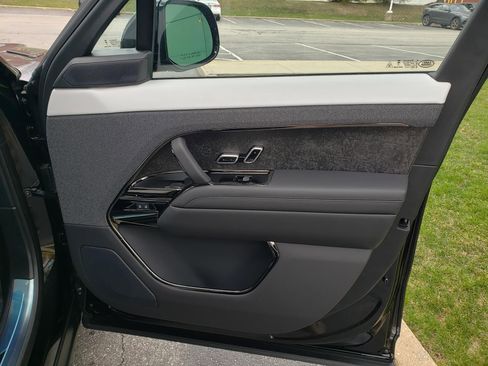 New 2026 Land Rover Range Rover Sport Dynamic SE image 18