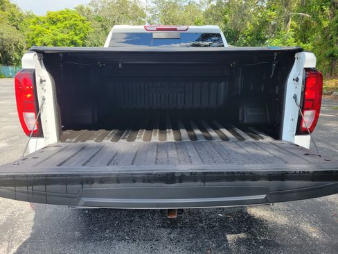 Certified 2025 GMC Sierra 1500 Elevation w/ Elevation Premium Package AWD/4WD image 9
