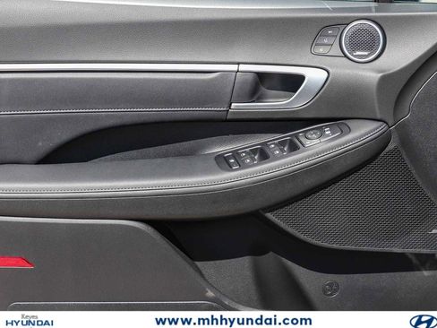 New 2026 Hyundai Sonata Limited FWD image 23