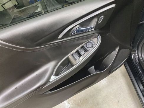 Used 2022 Chevrolet Malibu LT w/ Leather Package image 23