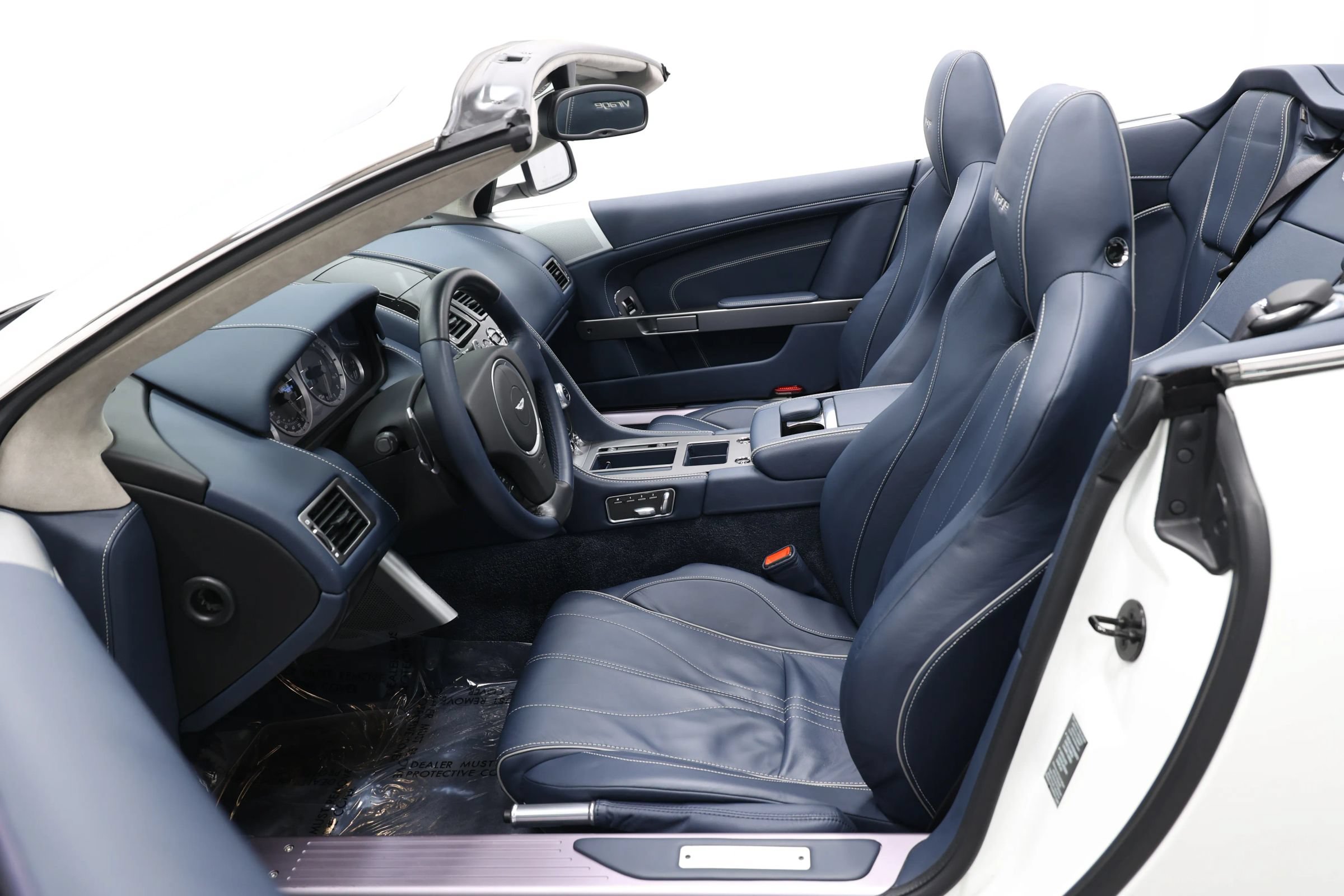 Used 2012 Aston Martin Virage Volante RWD image 14