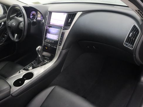 Used 2017 INFINITI Q50 Signature Edition RWD image 35