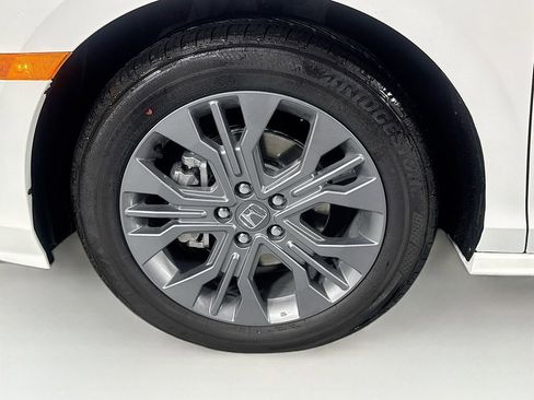 Used 2026 Honda Odyssey Touring image 46