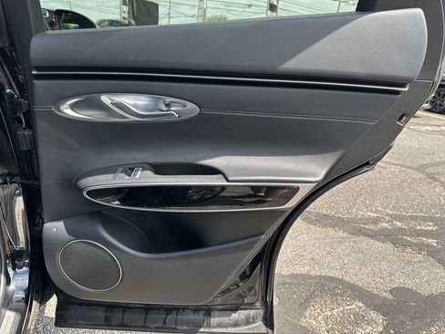 Used 2025 Genesis GV70 2.5T AWD/4WD image 28