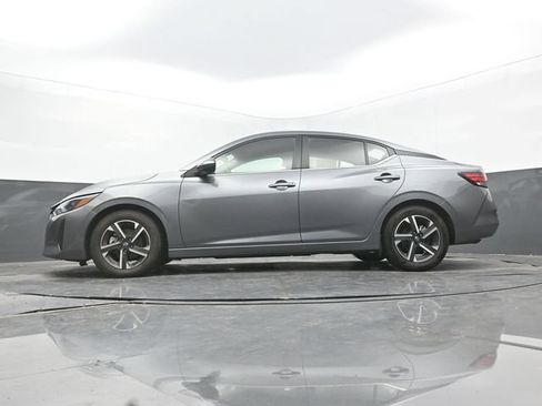 Used 2024 Nissan Sentra SV FWD image 55