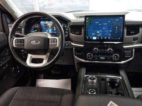 Used 2022 Ford Expedition Max XLT AWD/4WD image 11
