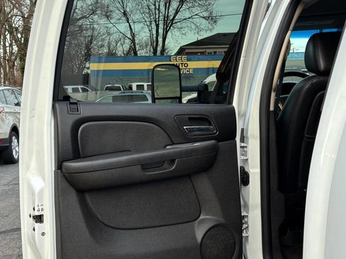 Used 2013 Chevrolet Silverado 3500 LTZ w/ LTZ Plus Package image 11