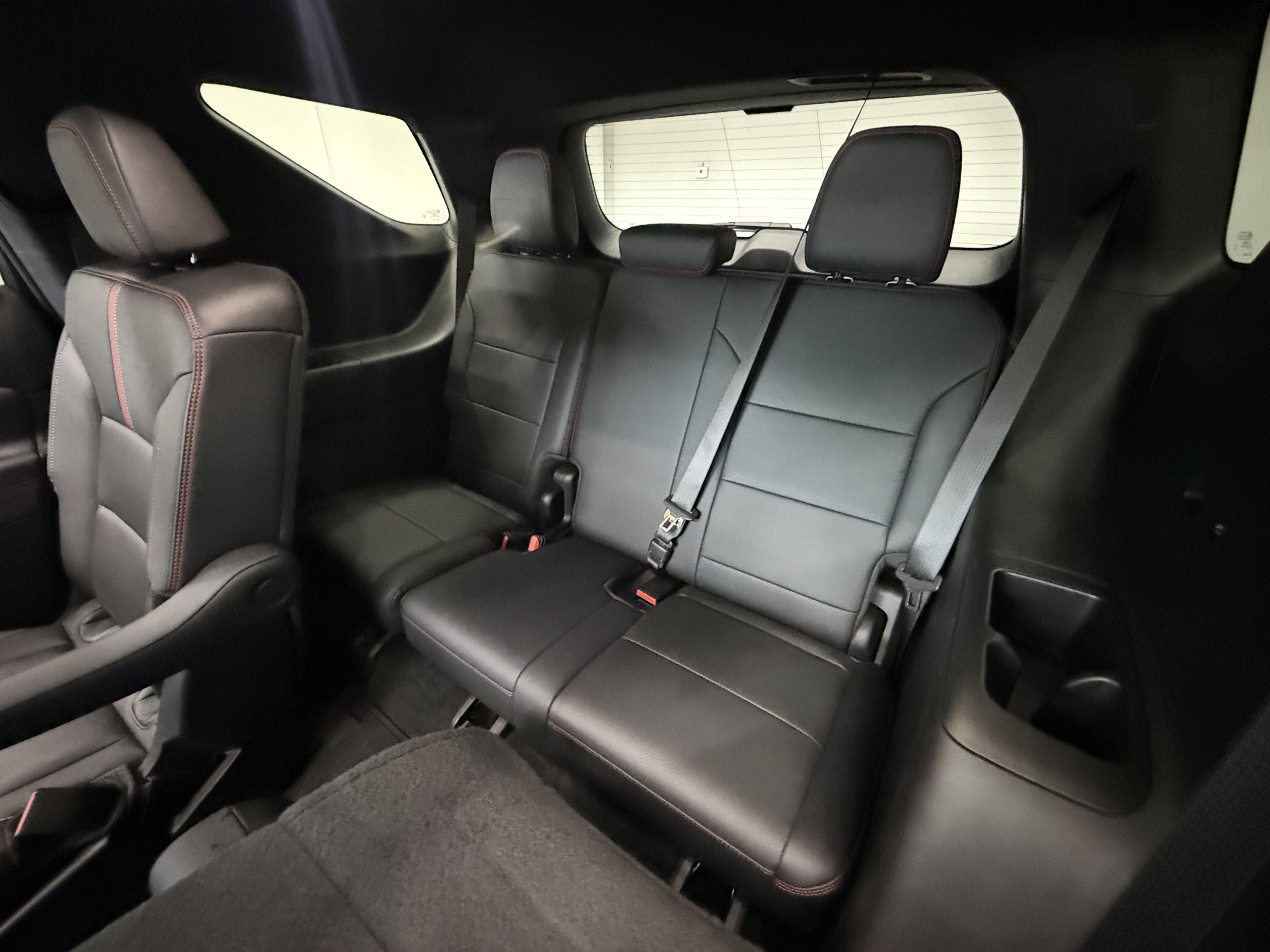 Used 2024 Chevrolet Traverse RS AWD/4WD image 23