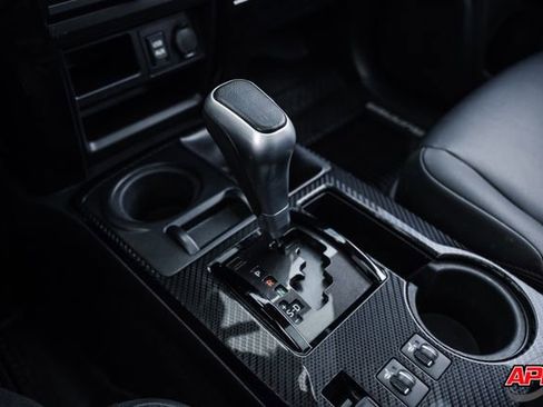 Used 2019 Toyota 4Runner TRD Off-Road Premium image 13