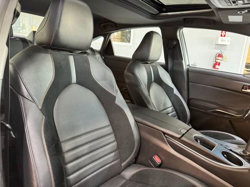 Used 2021 Toyota Avalon XSE image 29