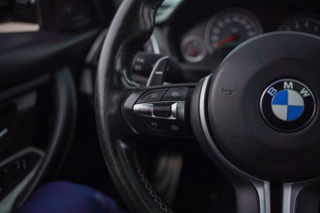 Used 2017 BMW M3 RWD image 17