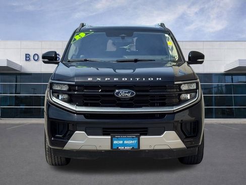 Used 2025 Ford Expedition Platinum AWD/4WD image 42