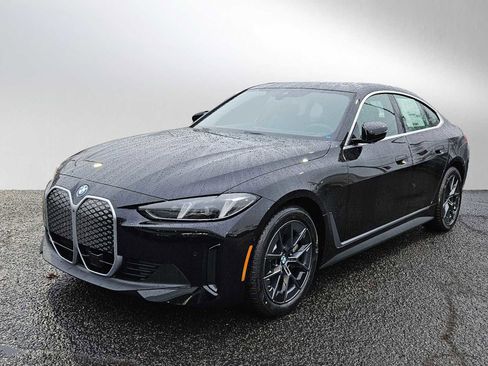 Used 2025 BMW i4 xDrive40i w/ Premium Package image 7