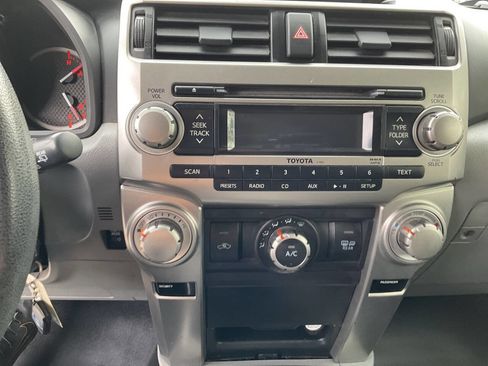 Used 2013 Toyota 4Runner SR5 image 16