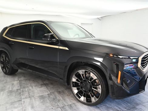 Used 2023 BMW XM AWD/4WD image 6