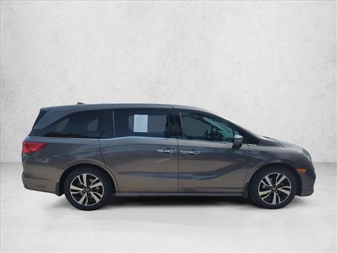 Used 2019 Honda Odyssey Elite image 4