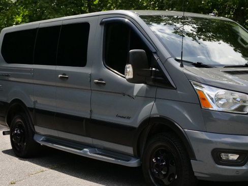 Used 2021 Ford Transit 150 Low Roof AWD image 41