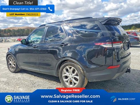 Used 2017 Land Rover Discovery SE AWD/4WD image 3