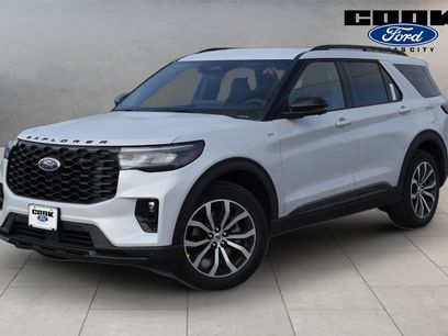 New 2026 Ford Explorer ST-Line w/ Premium Package