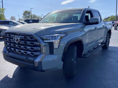 New 2025 Toyota Tundra Platinum AWD/4WD image 7