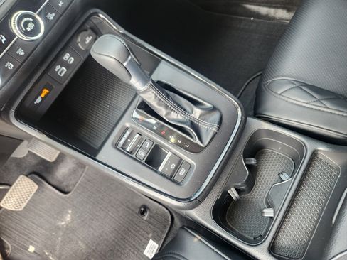 Used 2025 Honda CR-V EX image 15