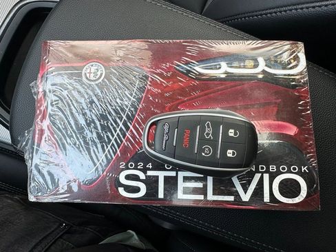 Used 2024 Alfa Romeo Stelvio Ti w/ Active Assist Plus Package image 9