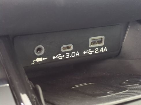 Used 2023 Subaru Outback Touring XT image 28