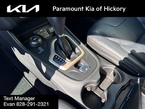 Used 2016 Jeep Cherokee Limited AWD/4WD image 24