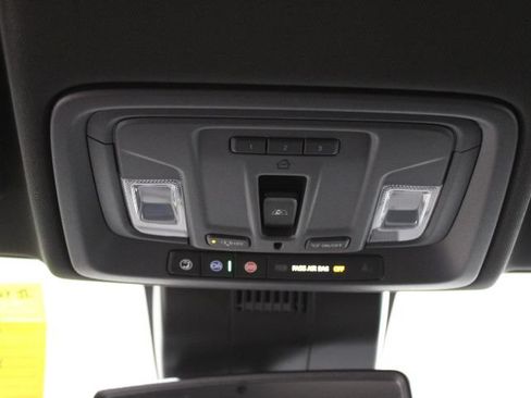 Used 2024 Chevrolet Silverado 1500 ZR2 AWD/4WD image 44