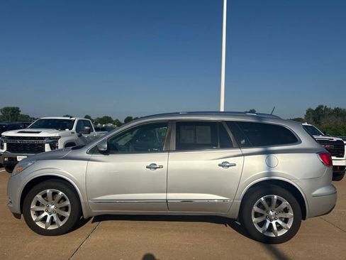 Used 2017 Buick Enclave Premium w/ Experience Buick Package AWD/4WD image 6