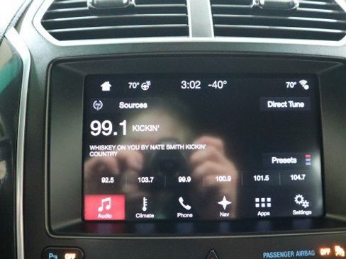 Used 2017 Ford Explorer Sport image 17