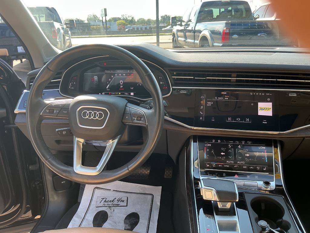 Used 2023 Audi Q7 3.0T Prestige AWD/4WD image 21