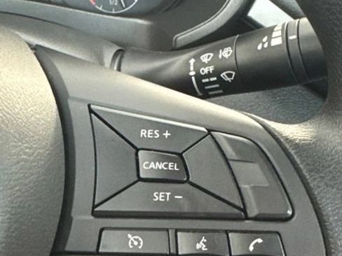 Certified 2025 Nissan Altima 2.5 S FWD image 9