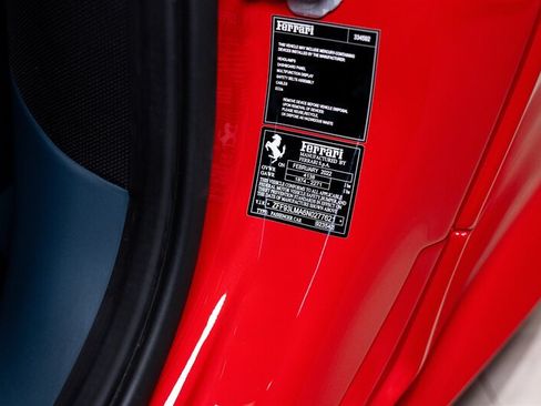Used 2022 Ferrari F8 Tributo RWD image 13
