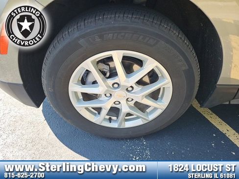 Used 2023 Chevrolet Equinox LS image 28