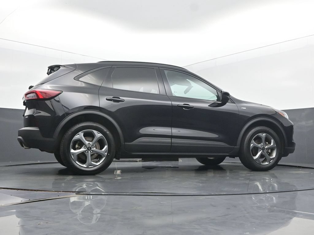 Used 2025 Ford Escape ST-Line Select AWD/4WD image 55