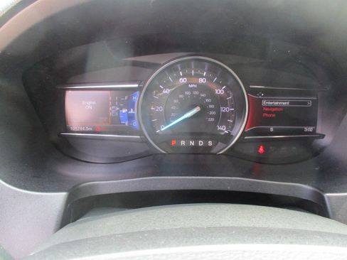 Used 2017 Ford Explorer Limited w/ Equipment Group 301A FWD image 21