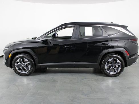 Certified 2025 Hyundai Tucson SEL image 10