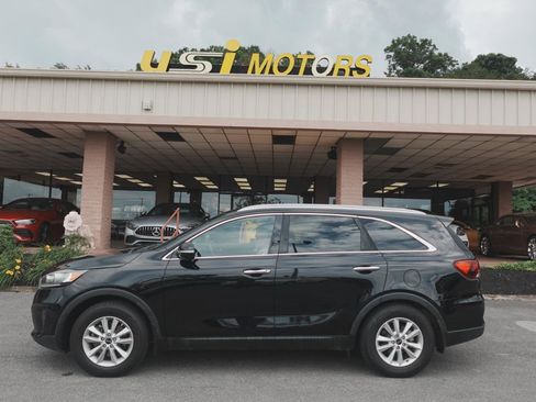 Used 2019 Kia Sorento FWD w/ LX Convenience Package image 18