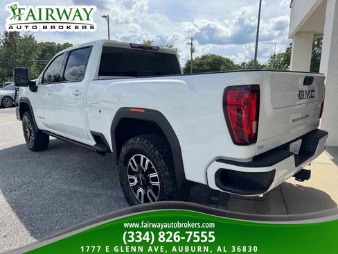 Used 2023 GMC Sierra 2500 AT4 w/ AT4 Premium Plus Package AWD/4WD image 8