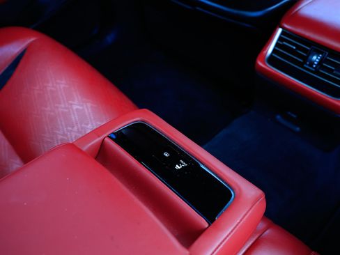 Used 2018 Lexus LS 500 F Sport w/ Accessory Package (Z2) image 52