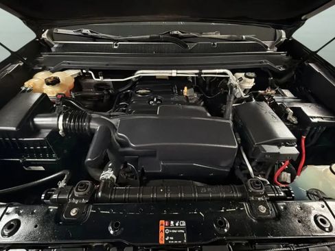 Used 2018 Chevrolet Colorado LT w/ LT Convenience Package RWD image 22