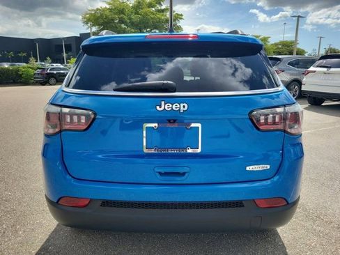 Used 2019 Jeep Compass Latitude w/ Popular Equipment Group image 6