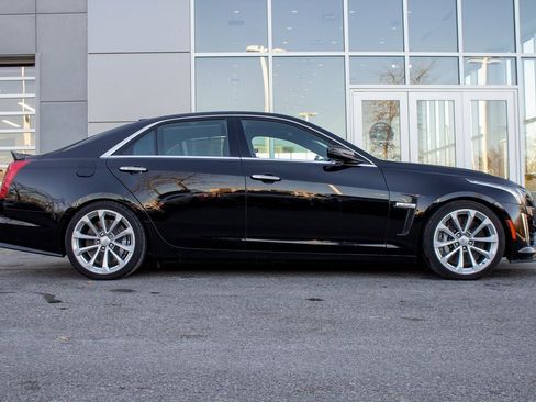 Used 2016 Cadillac CTS V image 4